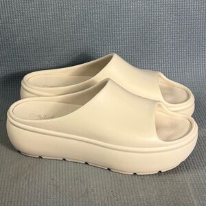 Calia by Carrie Underwood Molded Slide Sandals Cream Size 11